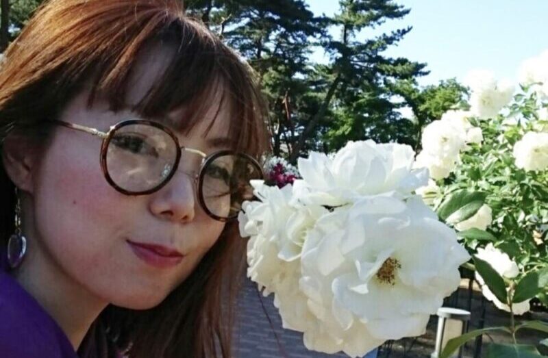 上田 莉菜さんの右写真